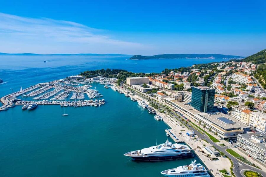 Split: 1.5-Hour Walking Tour and Diocletian's Palace - Peristil and the Egyptian sphinx: the detail you’ll remember