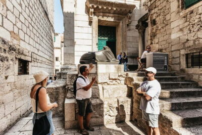 Split: Diocletian Palace & Old Town Guided Walking Tour - The palace walk: Peristyle, cellars, gates, and private spaces