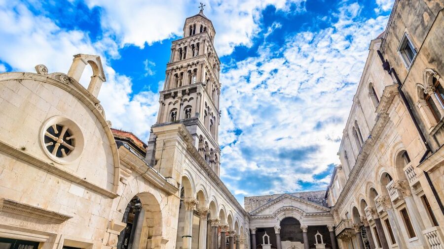 Split: Game of Thrones Tour with Diocletian's Palace Cellar - How the corridor and patrol streets fit the story