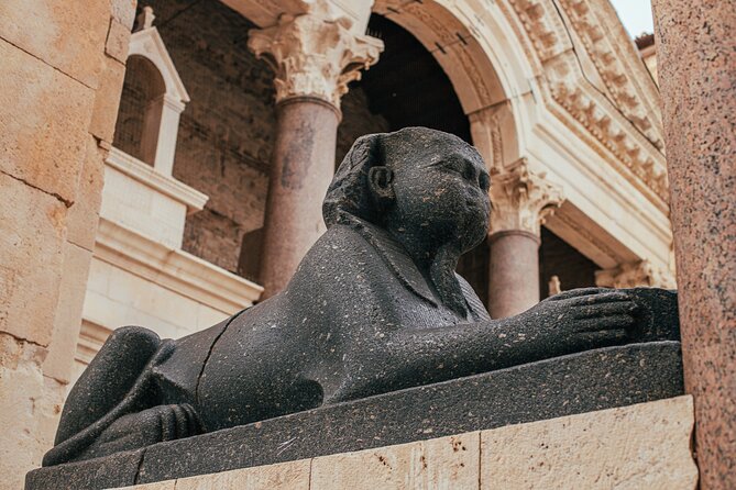 Split Palace & Old Town -Private walking tour- Entrance included - The Peristyle and the sacred side of the palace