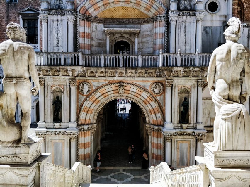 St. Mark’s Basilica, Doge’s Palace & Glass Factory Tour - Practical logistics that actually matter on this tour