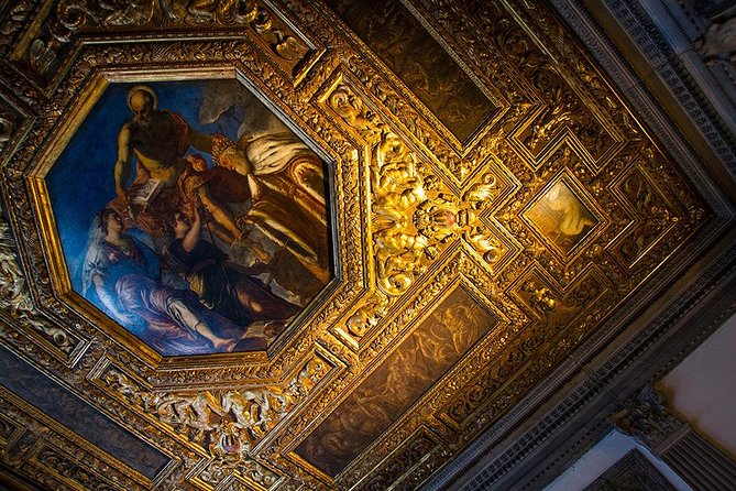 St Mark's Basilica & Doge's Palace with Secret Passages Access - St Mark’s Basilica guided visit: architecture, meaning, and that shady backstory