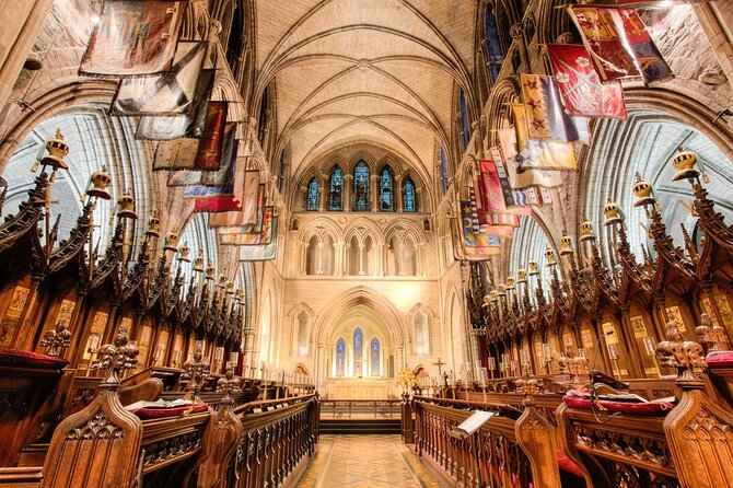 St Patrick's Cathedral, Book of Kells and Dublin Castle Tour - The Book of Kells experience at Trinity: medieval art with real meaning