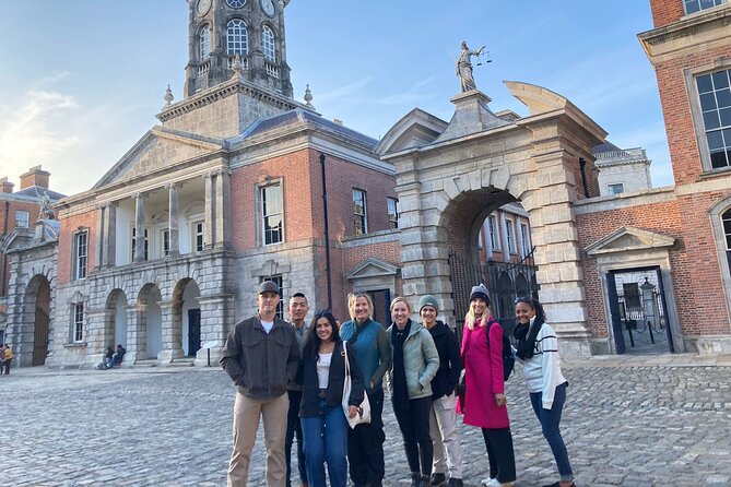 St Patrick's Cathedral, Book of Kells and Dublin Castle Tour - Molly Malone Statue: the quick 15-minute Dublin pop quiz