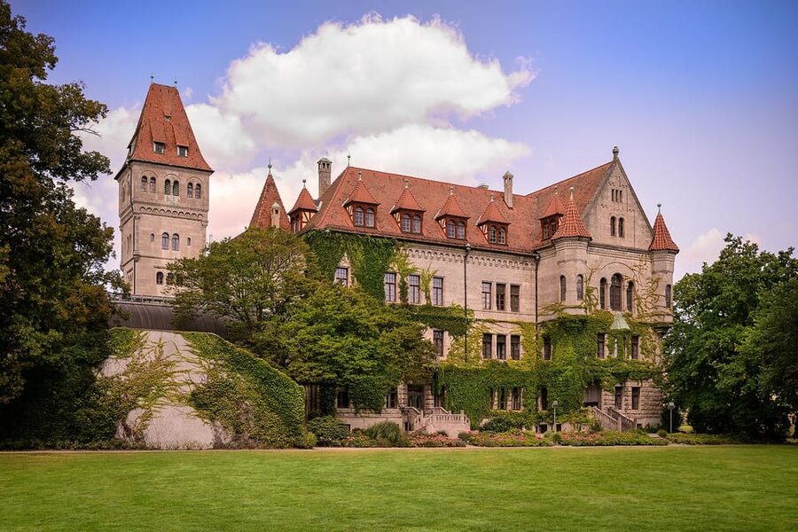 Stein: Guided tour of Count von Faber-Castell's castle - Stein’s Faber-Castell Castle: More Than a Pretty Building