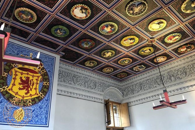 Stirling Castle and Loch Lomond Full-Day Private Tour in a Premium Minivan - Premium Minivan Pickup: The Comfort Advantage From 9:00 AM