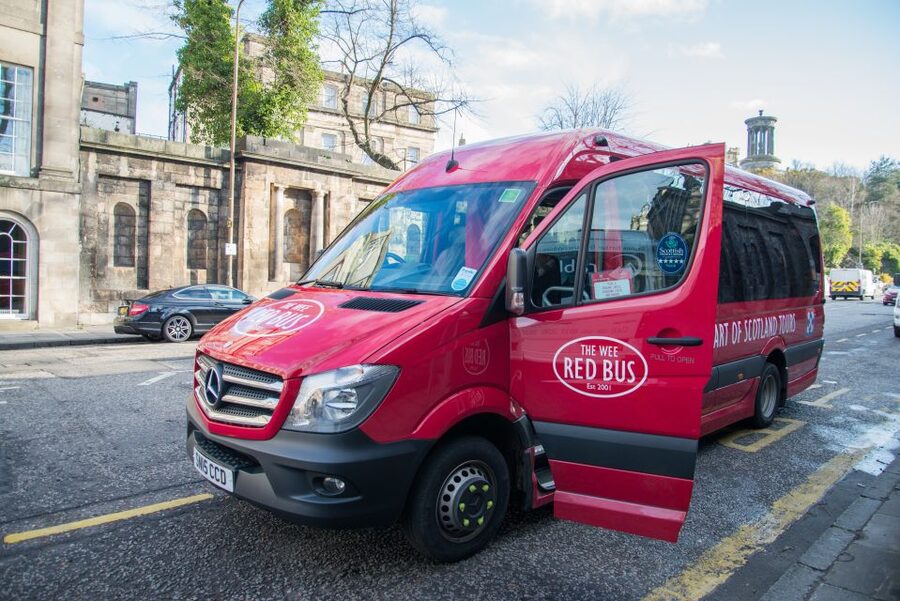 Stirling Castle, Highland Lochs & Whisky Tour from Edinburgh - FAQ