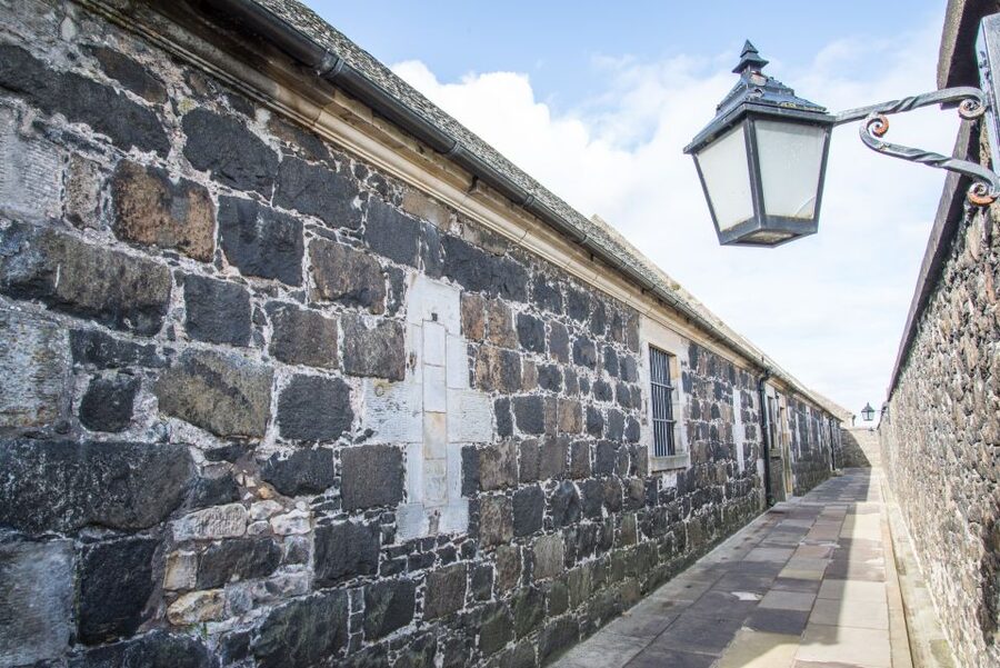 Stirling Castle, Highland Lochs & Whisky Tour from Edinburgh - Stirling Castle in One Morning: Royals, Regiment Day, and Old Stirling Views