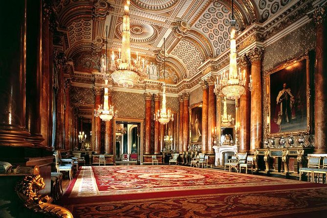 Summer Special: Buckingham Palace & Windsor Castle Tour - St George’s Chapel: Gothic splendor plus royal milestones