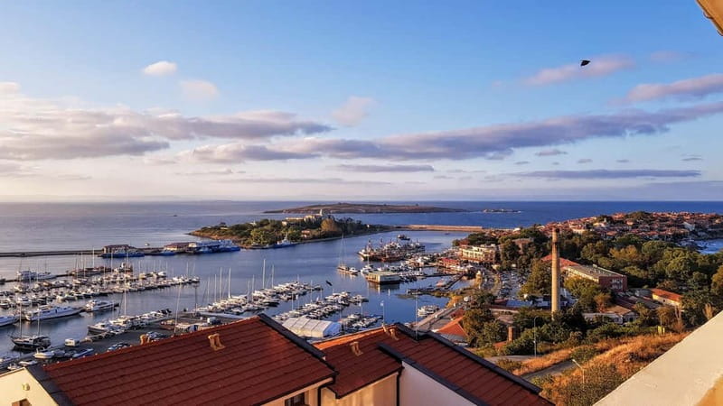 Sunny Beach: Sozopol Old Town, Ravadinovo Castle & Boat Tour - What to pack and how to plan your photos