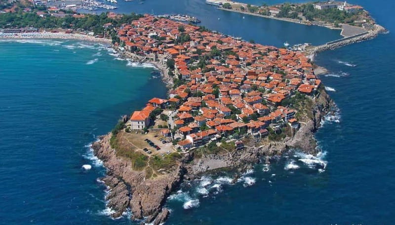 Sunny Beach: Sozopol Old Town, Ravadinovo Castle & Boat Tour - Sozopol Old Town: narrow lanes, seafront houses, and a real sense of age
