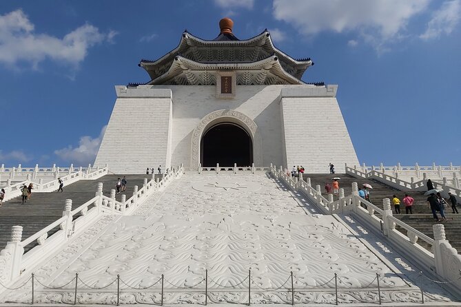 Taipei City Morning Tour with National Palace Museum entry - National Palace Museum: how to use 1 hour 20 minutes well