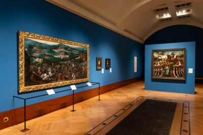 The Kings Gallery - Queen Elizabeth II: Her Life in Style - Inside Stop 1: the exhibition and the Royal Collection mix