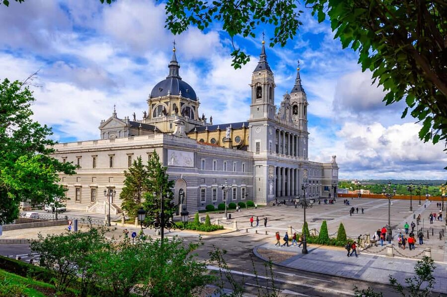 The Most Complete Tour of Madrid: Austrias, Cathedral, Palace - Local Guides - Key things to know before you go
