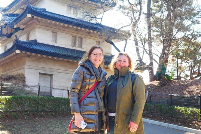 Tokyo: Edo Castle & East Garden of the Imperial Palace Tour - East Gardens of the Imperial Palace: Where Edo Castle Still Shapes the Walk