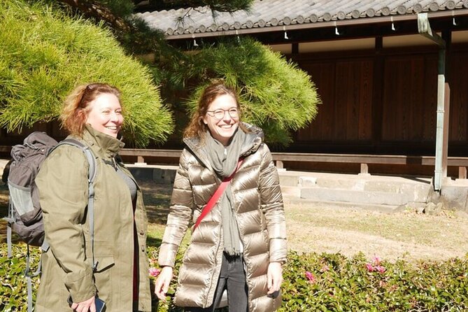 Tokyo: Edo Castle & East Garden of the Imperial Palace Tour - FAQ