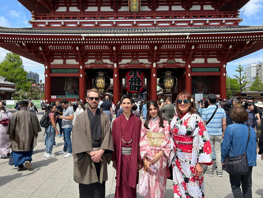 Tokyo: Imperial Palace and Shogun Walking Tour - Value at about $16 for a guided 2-hour history walk
