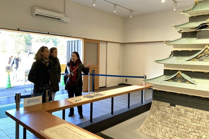 Tokyo Private Tour! Edo Castle & Imperial Palace East Gardens - Entry rules at the palace grounds: the part people skip reading