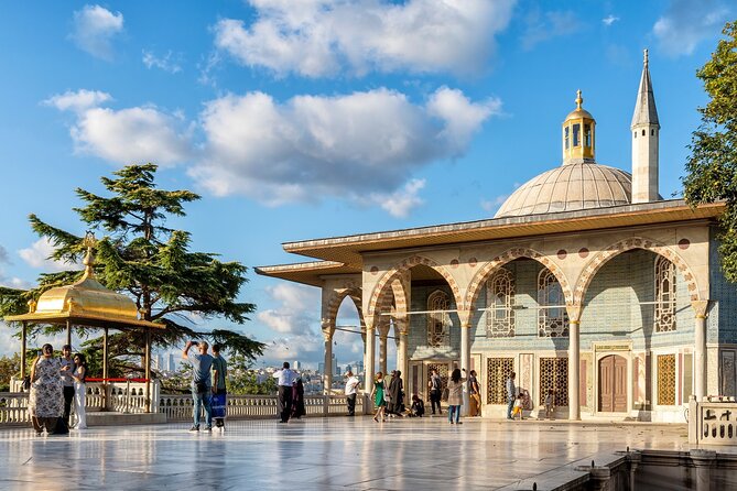 Topkapi Palace and Harem Guided tour with Skip-the-Line Tickets - Guide Quality: The Real Difference Between a Passable Visit and a Great One