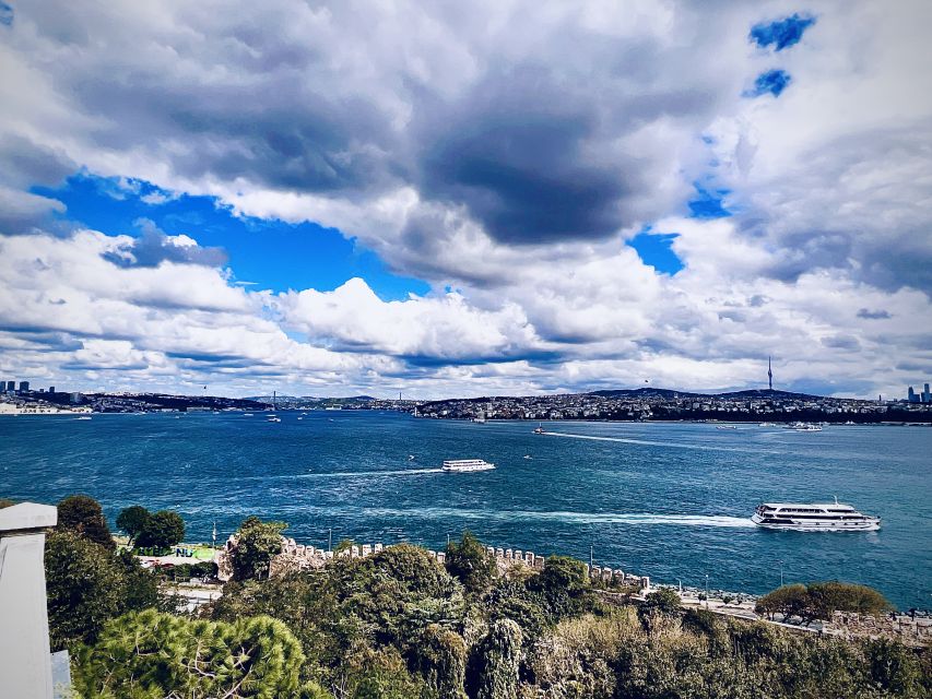 Topkapi Palace&Harem-Guided Tour-Skip lines- All tickets inc - Treasury Highlights: The 86-Carat Diamond and Sacred Relics