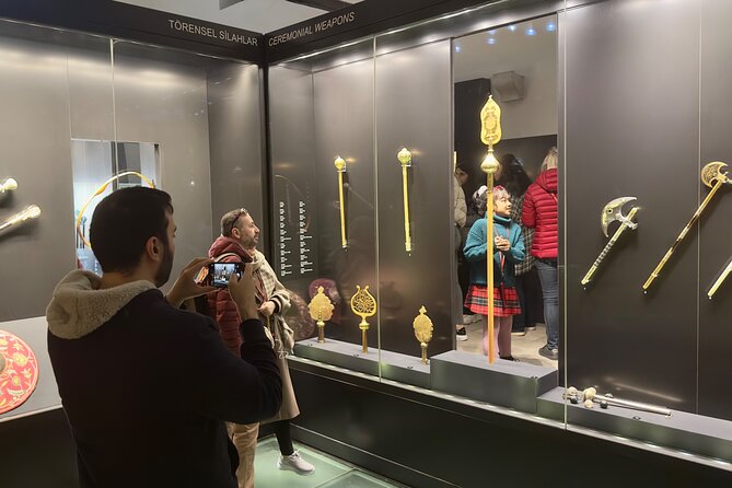Topkapi Palace with Harem and Blue Mosque Guided Tour - Guides you might get: what their style tends to do for you