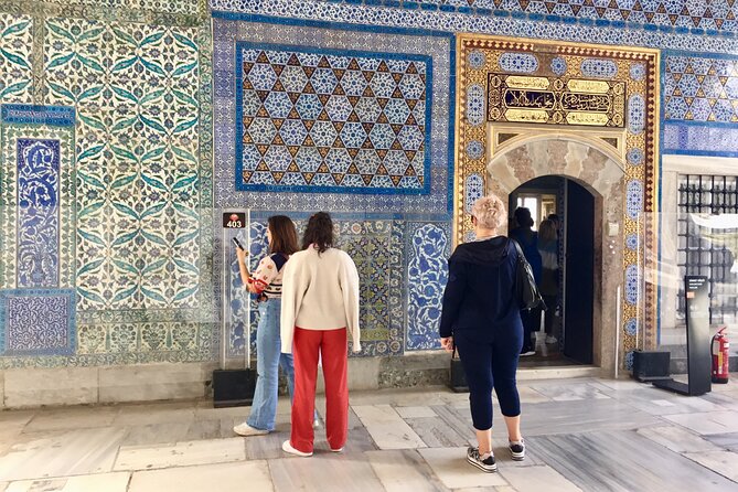 Topkapi Palace with Harem and Blue Mosque Guided Tour - Should you book this tour?