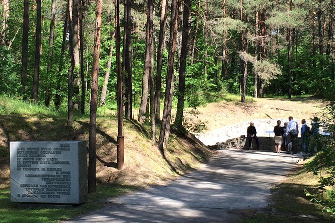 Tour to Ponary Memorial Park, The Hill of Angels & Trakai Castle - Stop 1: Zemach Shabad Monument and a Vilnia Ghetto primer