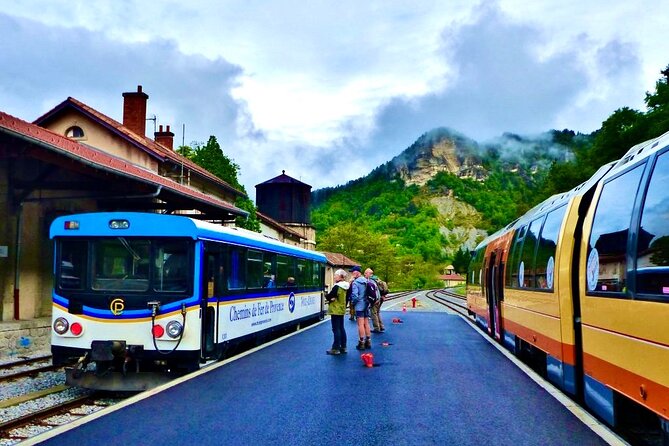 Tour with the Mountain Train, Trek to Mystic Forest and Castle - Lavender option: secret farm visits during blooming weeks