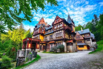 Transylvania and Dracula Castle Full Day Tour from Bucharest - Price and Logistics: What You’re Paying For