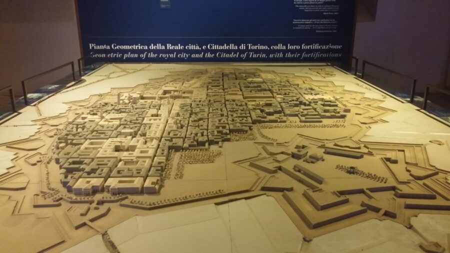 Turin: Palace of Venaria Guided Tour - Church of Sant’Uberto and the Bucentaur: faith meets spectacle