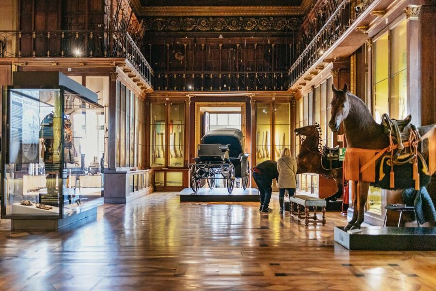 Turin: Royal Palace Entry Ticket and Guided Tour - Royal Apartments: luxury you can actually picture