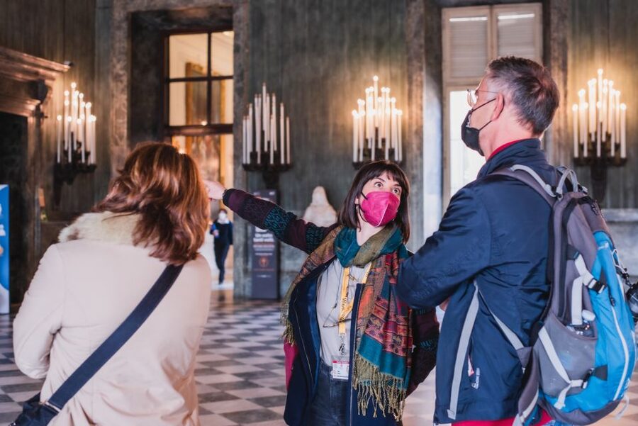 Turin: Savoy Royal Palace Small Group Guided Tour - Art, details, and pacing: how guides keep the palace from feeling overwhelming