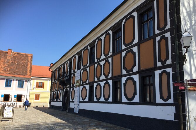 VarazdinTown & Trakoscan Castle, Small Guided Group from Zagreb - Why Varazdin and Trakoscan Works as a One-Day Combo