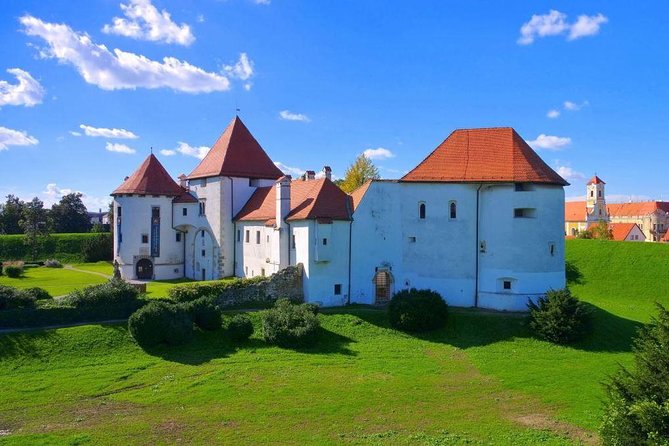 VarazdinTown & Trakoscan Castle, Small Guided Group from Zagreb - Morning Pickup at Zrinjevac Park and the Drive Out to Baroque Varazdin
