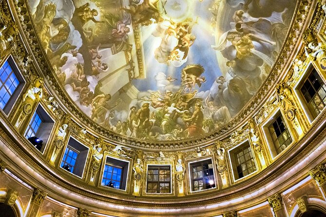 Vaux-le-Vicomte Castle Day Trip with Chateaubus Shuttle - What about food? Plan for snacks or limited options