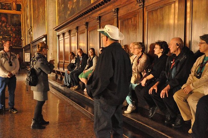 Venice 3,5 hrs tour: Doge's Palace, St Mark's and Hidden Gems - Teatro La Fenice and the Bovolo Staircase: two quick stops with real payoff