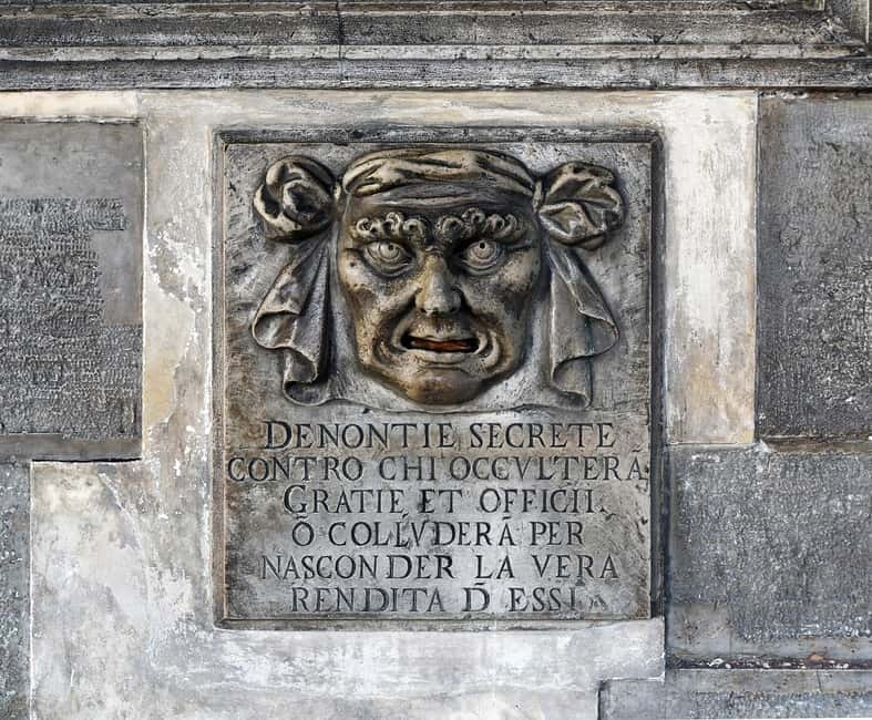 Venice: Doge Palace Guided Tour & Secret Itineraries Option - Price and value: is $72.60 a good deal?