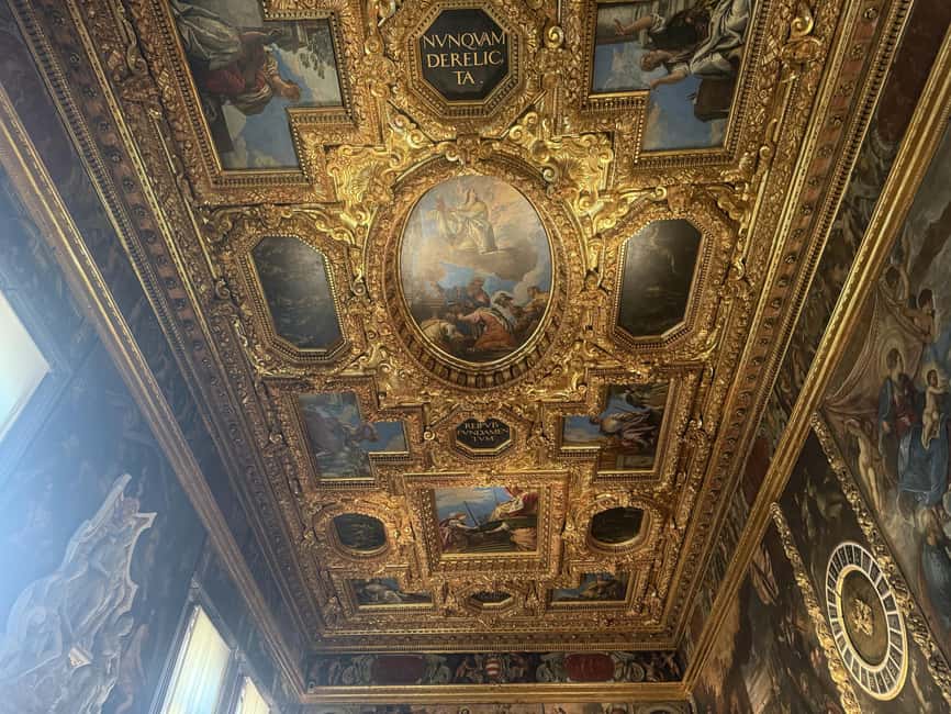 Venice: Doge's Palace and St. Mark's Basilica Guided Tour - Quick hits before you go