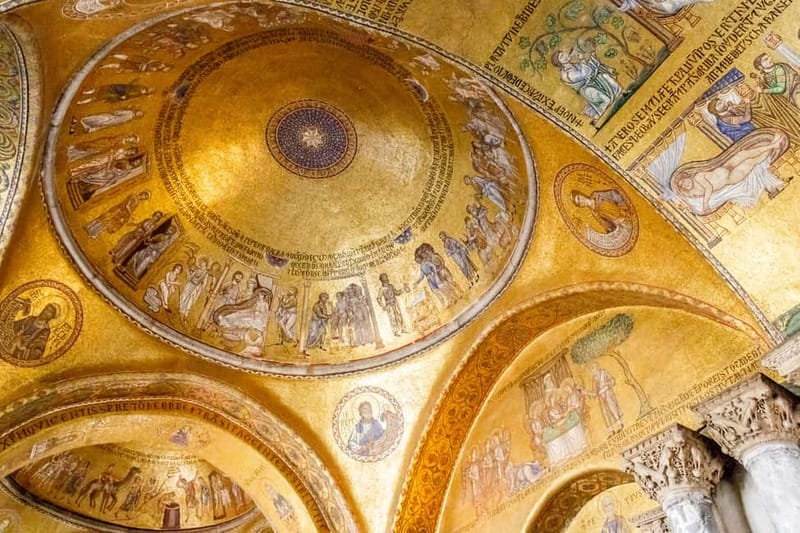 Venice: Doge's Palace and St Mark's Basilica Walking Tour - How the guided pace works in 2–2.5 hours (and why it’s worth the money)