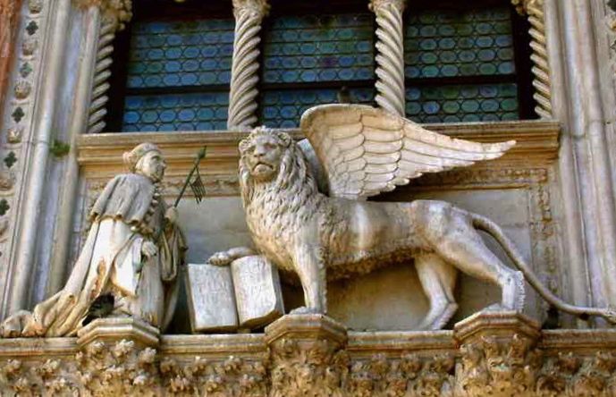 Venice: Doge's Palace and St. Mark's Private Walking Tour - The Pala d’Oro and the art details you’ll actually notice