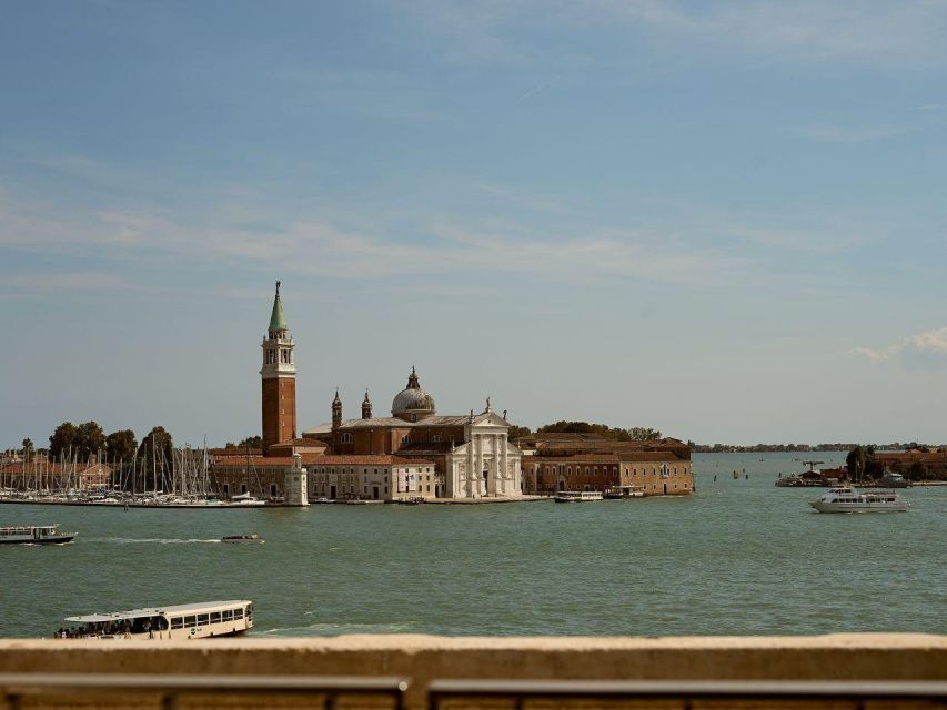 Venice: Doge's Palace & Basilica Tour with Terraces Sky Walk - Full-Day Upgrade: Walking + Rialto + a 30-Minute Gondola