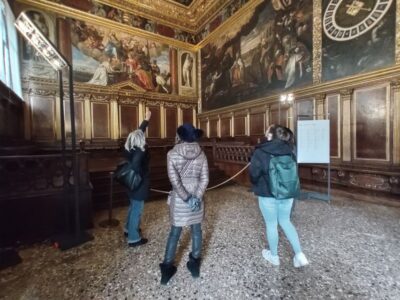 Venice: Doge's Palace Guided Tour with Optional Gondola Ride - Skip-the-line entry to Doge’s Palace: what you gain (and what you don’t)