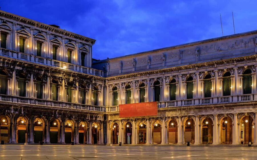 Venice: Doge's Palace, Prisons, Bridge of Sighs, Correr, and Audio Guide - Priority entrance to Doge’s Palace: what you’re really paying for