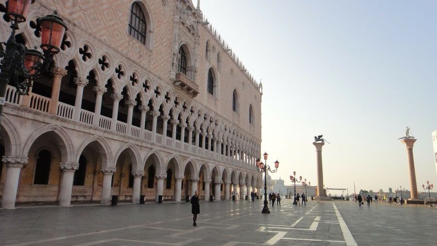 Venice: Doge's Palace Skip-the-Line Guided Tour - Skip the Line at Doge’s Palace: Why 79 Bucks Can Feel Like a Bargain