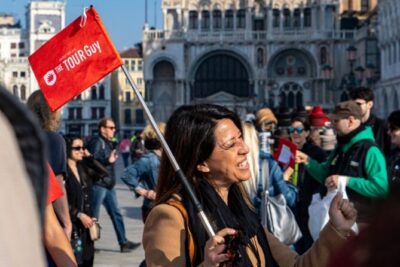 Venice in A Day: St Mark's Basilica, Doge's Palace & Gondola Ride - Rialto Bridge and the alley walk: seeing the “real Venice” without getting lost