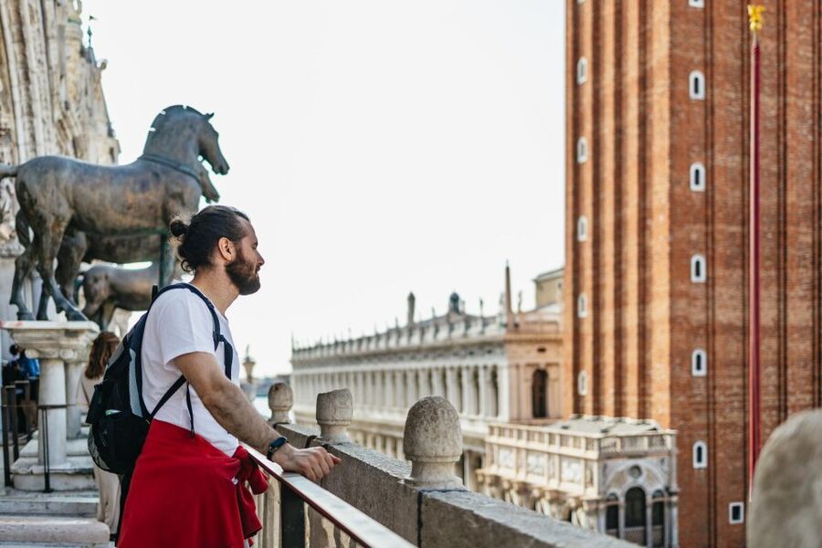 Venice: Private Entry Doge Palace & St. Mark Terraces Tour - Bridge of Sighs and the prison story you can’t miss