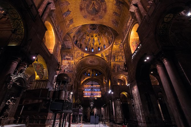Venice: St Mark's Basilica After-Hours Tour with Optional Doge's Palace - Torre d’Orologio and the Bridge of Sighs: Short Stops, Clear Impact