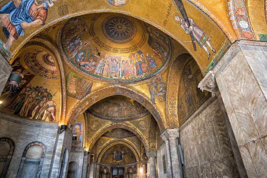 Venice: St. Mark's Basilica, Doge's Palace & Gondola Ride - Rialto Bridge and the Rialto Fish Market: Venice’s food culture in context