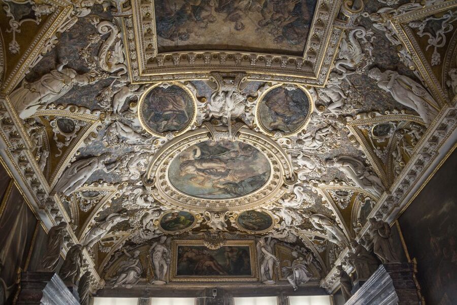 Venice: St. Mark's Basilica, Doge's Palace & Gondola Ride - Price and value: what $146.14 buys you (and what it doesn’t)