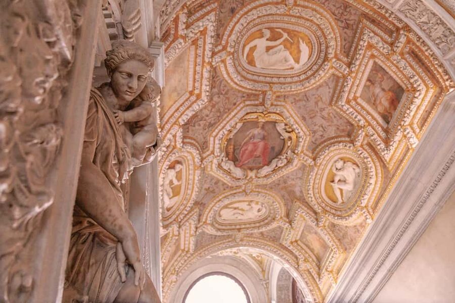 Venice: St Mark's, Doge's Palace, Murano & Burano Day Tour - Murano Glass: Watching Tradition (Not Just Buying Souvenirs)